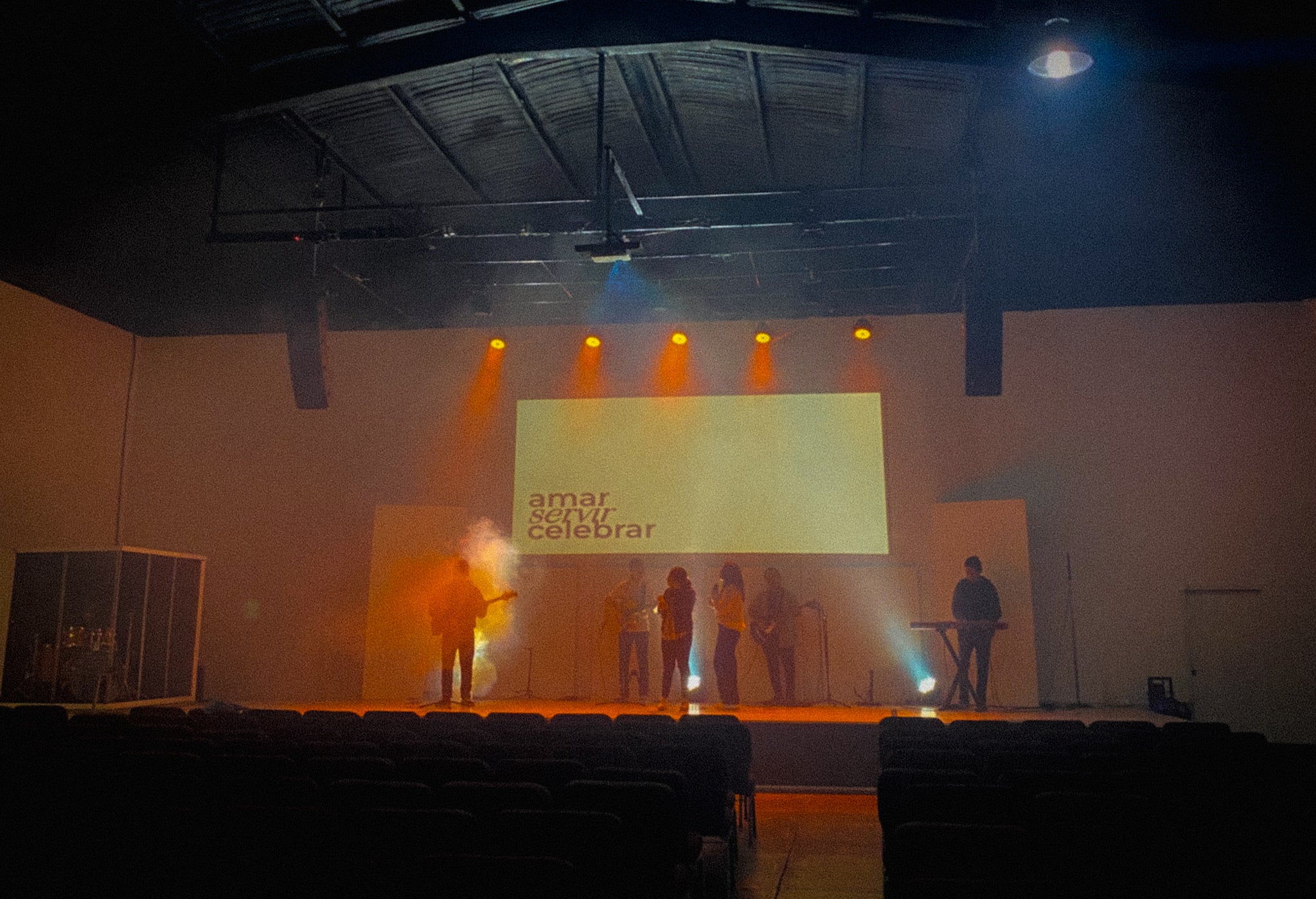 "Conquistando Fronteras Ensenada: Un Éxito en la Integración de Audio y Pantalla LED con Expect Pro"