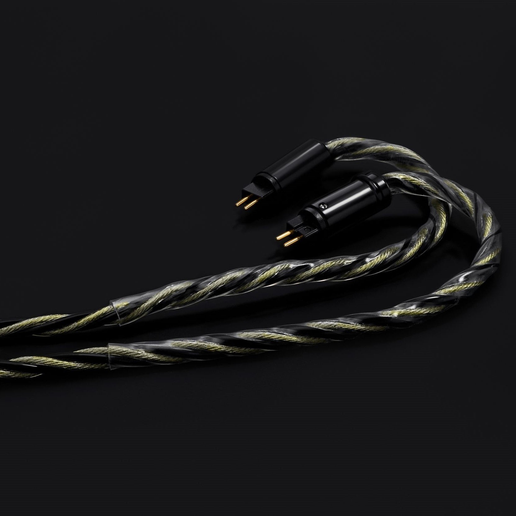 Zikman Arno Elegance — Cable Híbrido de Cobre y Plata Chapada en Oro