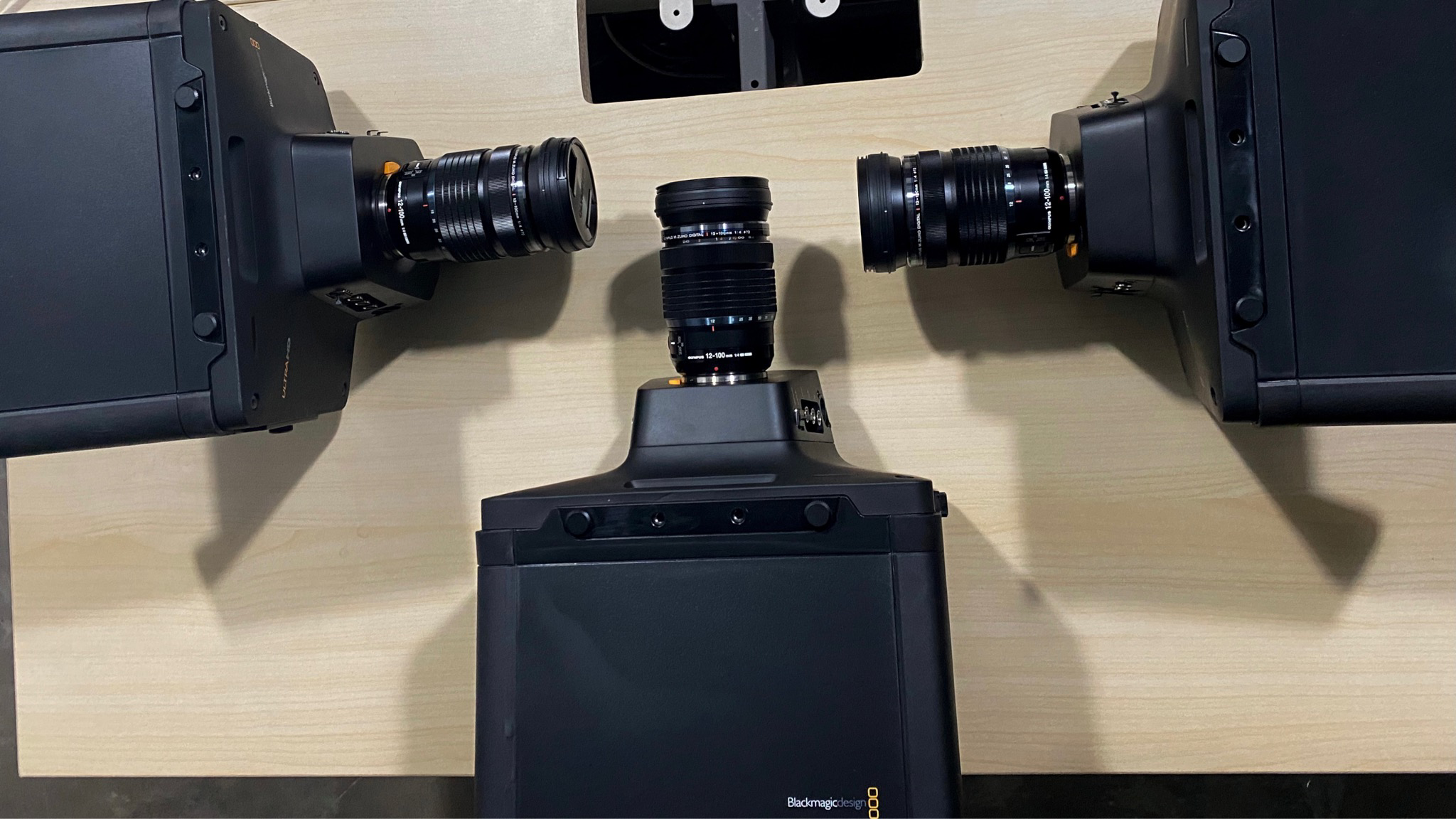 Blackmagic Design Studio Camera 4K 2 (Excelentes condiciones)