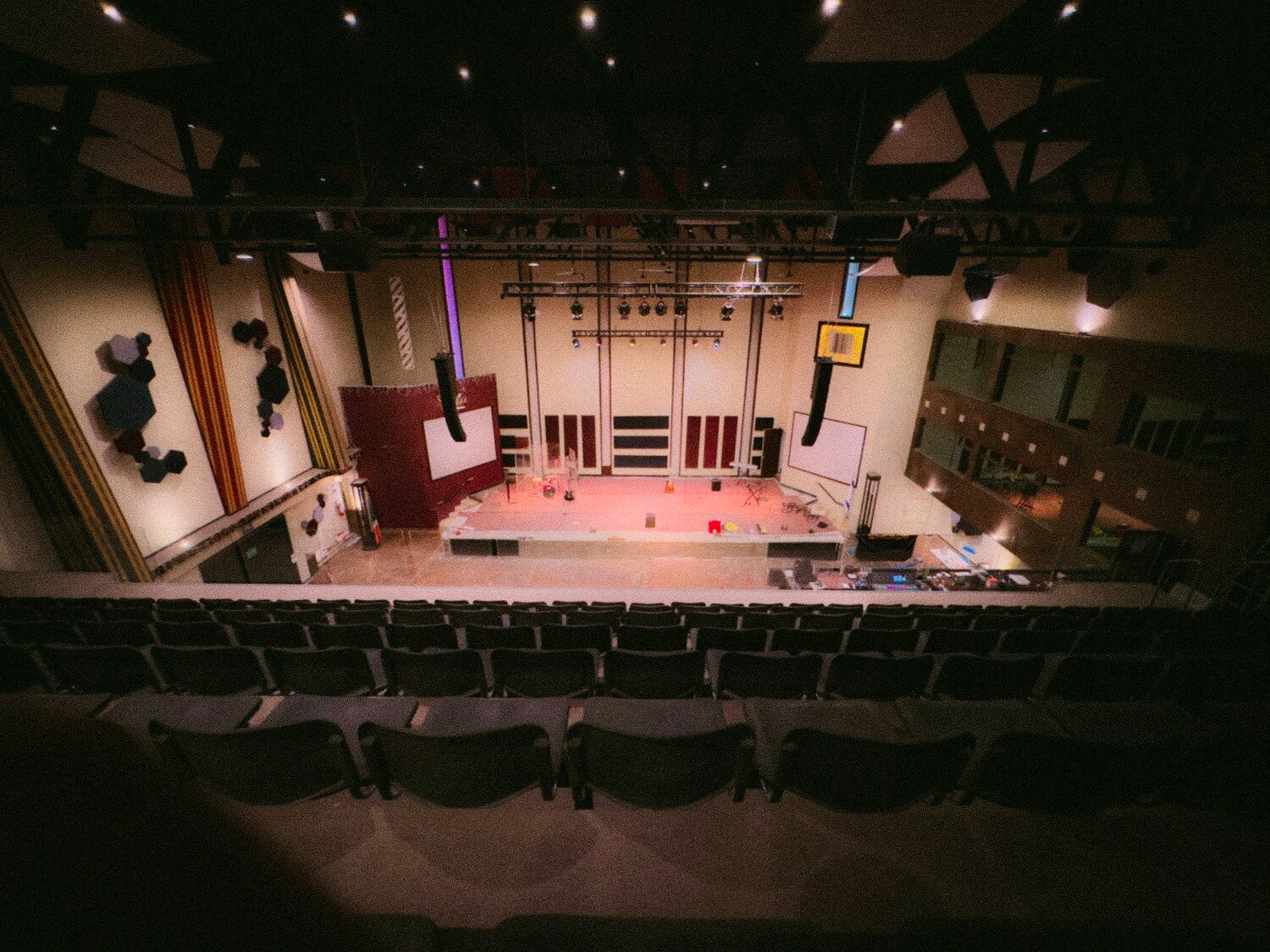 Sistema Lineal Auditorio Mediano