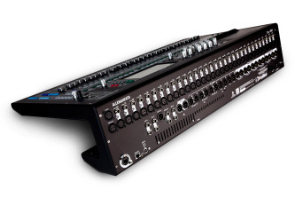 Allen & Heath Qu-32 Digital Mixer
